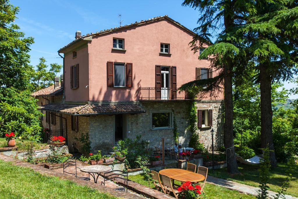 Bacialupo Foresteria Montecalvo Versiggia Buitenkant foto